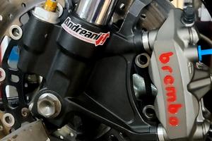 pinza Brembo spessori