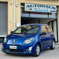 Renault Twingo 1.2 75cv 2011 - NEOPATENTATI
