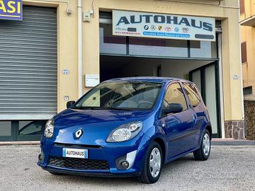 Renault Twingo 1.2 75cv 2011 - NEOPATENTATI