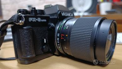 macchina fotografica YASHICA ,ZOOM 35/70,BORSELLO