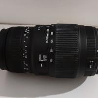Sigma 70 300 f4-5.6 DG macro Canon 