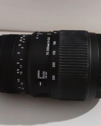 Sigma 70 300 f4-5.6 DG macro Canon 