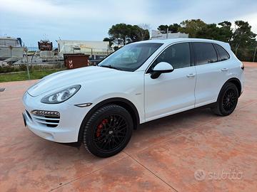 PORSCHE Cayenne 2ªs.'10-'18 - 2012