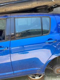 PORTIERA POSTERIORE SINISTRA SUZUKI Swift 4° Seri