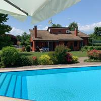 Prestigiosa villa con piscina