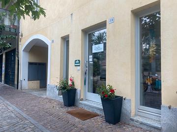 Cessione Avviato Salone Parrucchiera