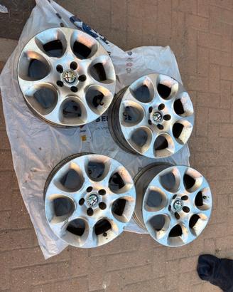 Cerchi alfa Romeo 159 7J x 16 h2-34 speedline