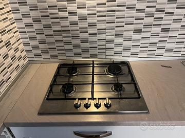 Piano cottura a gas INDESIT