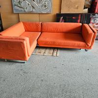 Divano letto angolare arancione 