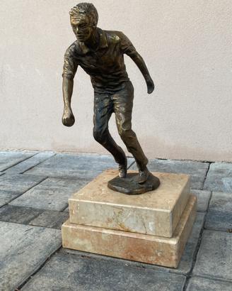 Statua Bronzo Giocatore Bocce Basamento Marmo