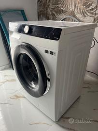 Lavatrice Samsung modello WW90DG6U85LKU3, capacità