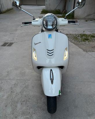 Vespa GTS 300 2016 – SOLO 6300 km
