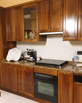 CUCINA COMPONIBILE IN NOCE