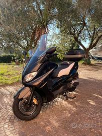 Yamaha Tmax