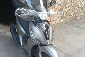€2,500 COMPRESO PASSAGGIO!PEOPLE S 125-KM 2900