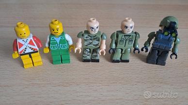 5 personaggi omini LEGO city e militari