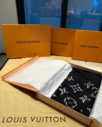 Louis Vuitton Foulard Monogram Denim Shawl