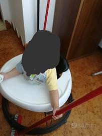 Girello Regolabile bianco e nero con scatolo