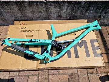 mtb downhill telaio commencal furious 2024