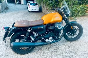 Moto Guzzi V7 3