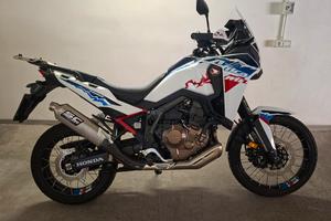 Honda africa twin 1100 ES (come nuova)