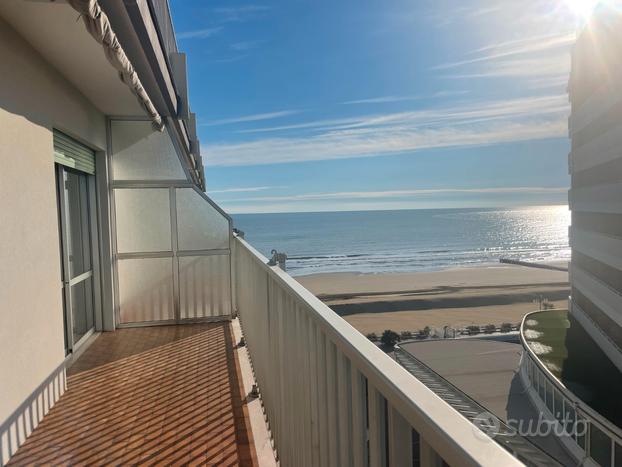 Jesolo-bilocale-vista mare-meravigliosa terrazza