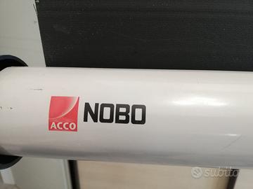 NOBO Schermo a treppiede