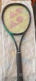 Yonex vcore Pro 100