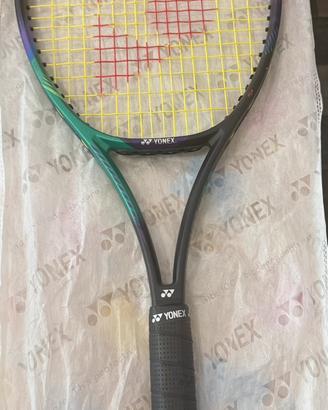 Yonex vcore Pro 100