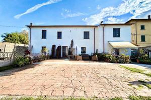 CASA INDIPENDENTE A QUARRATA