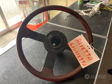 Volante in radica alfetta /giulietta