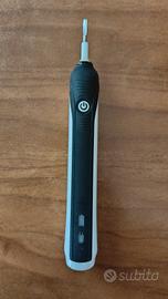 Spazzolino elettrico OralB Pro