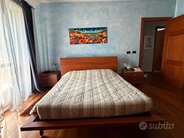 Camera da letto in ciliegio con cabina armadio