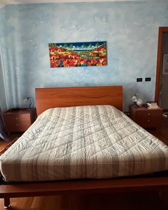Camera da letto in ciliegio con cabina armadio