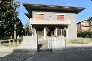 CASA INDIPENDENTE A CESENA