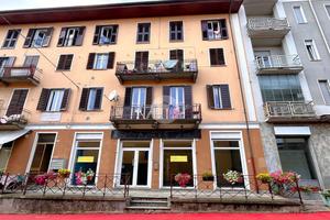 NEGOZIO A OCCHIEPPO INFERIORE