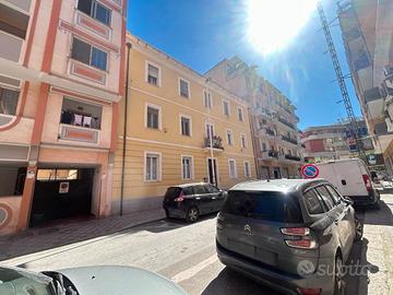 Cagliari,Via Bellini,Indipendente da ristrutturare