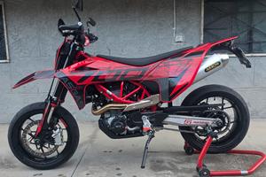GasGas 700 Sm Supermoto