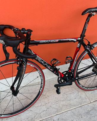 Bici da corsa grandis in carbonio