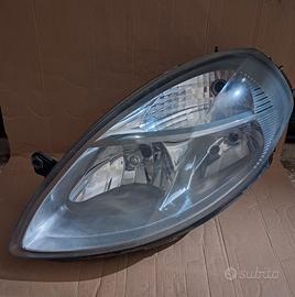 Lancia Musa, Ypsilon fanale sx lato guida