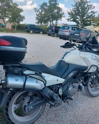 SUZUKI VSTROM DL 650