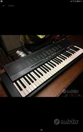 YAMAHA PSR-18 tastiera