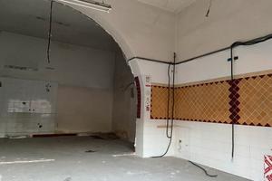 Locale per attività commerciali