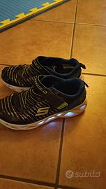 Scarpe Skechers bambino numero 34