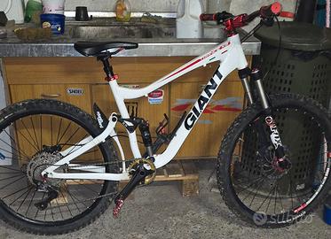 Bici giant full ammortizzata