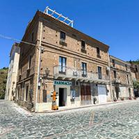 3 LOCALI A BELMONTE CALABRO