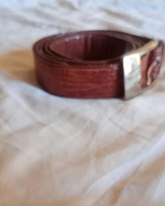Cinta di pelle di struzzo