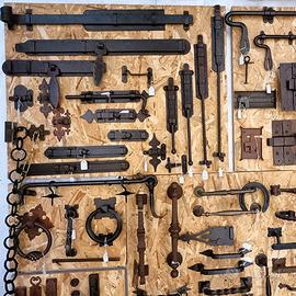 Ferramenta in ferro battuto