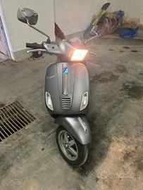 Vespa 125s