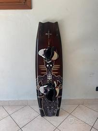 tavola da wakeboard hyperlite con attacchi